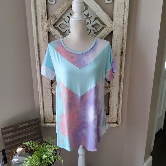Women's Short Sleeve T-Shirt Tee Top in Pastel Tie Dye Chevron Relaxed Fit - Picture 1 of 13